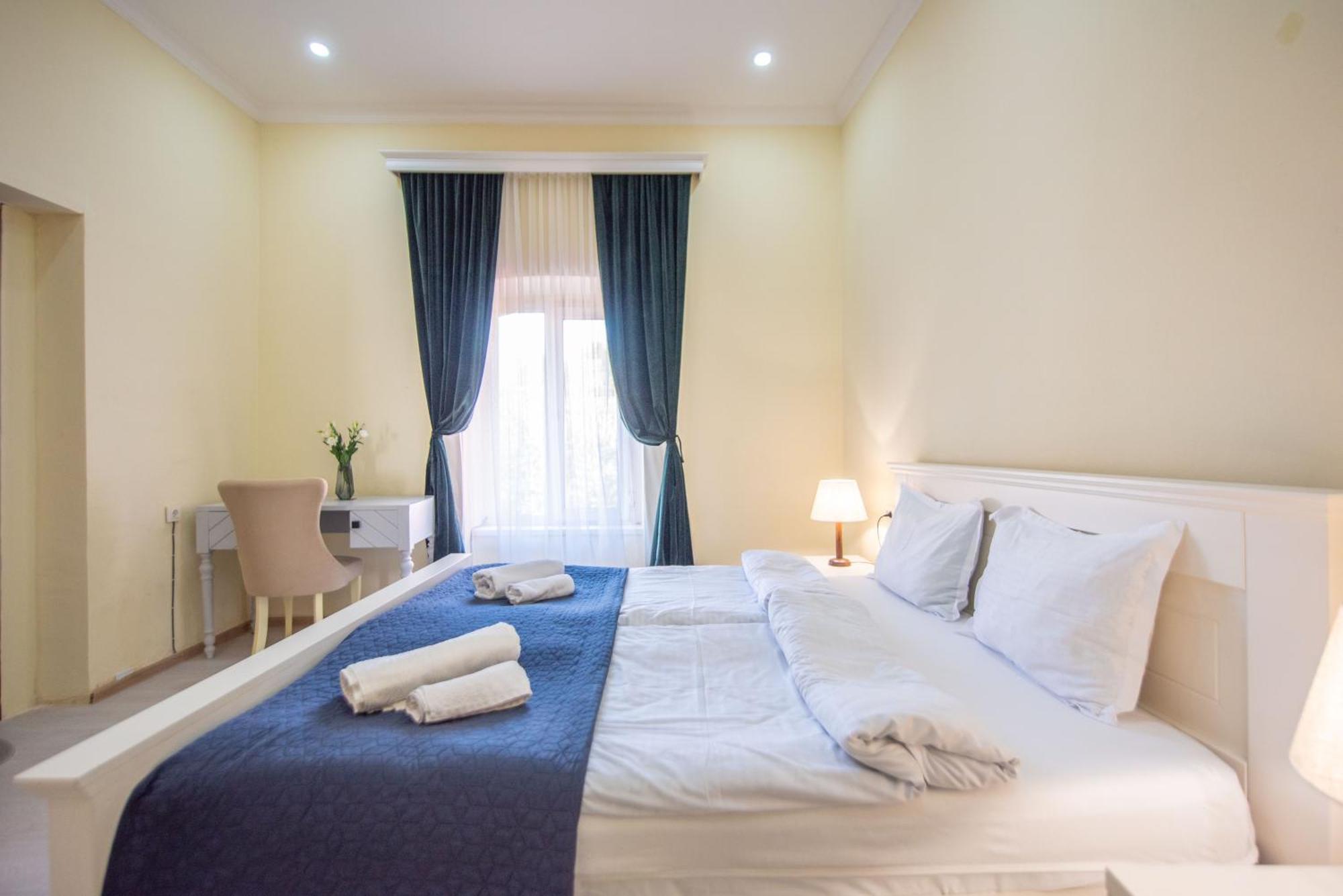 Old Town-Booking Apartment Тбілісі Екстер'єр фото